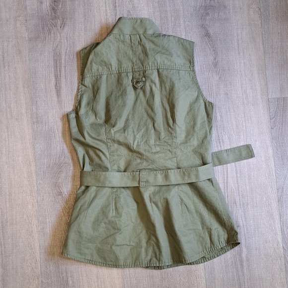 R. M. Williams Vest - Picture 3 of 7